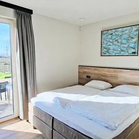 Holiday home Xxl Vakantiebungalow De Vlier Baarlo (Limburg)